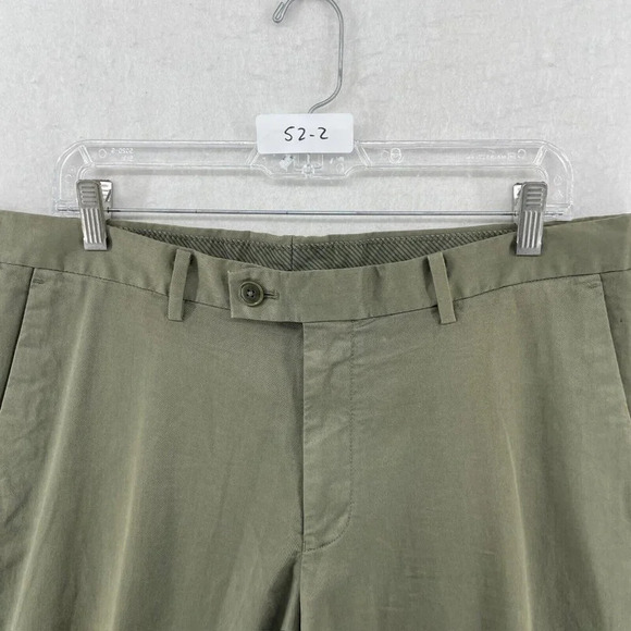 Uniqlo Pants Mens 36x34 Sage Green Slacks Mid Rise Straight Leg Casual Golf - Picture 10 of 10